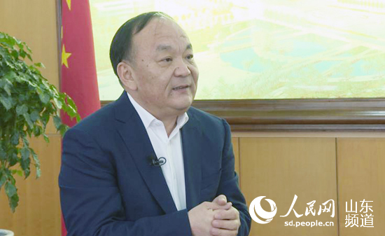 滨州市委副书记,市长宇向东接受人民网采访.(摄影 刘祺)